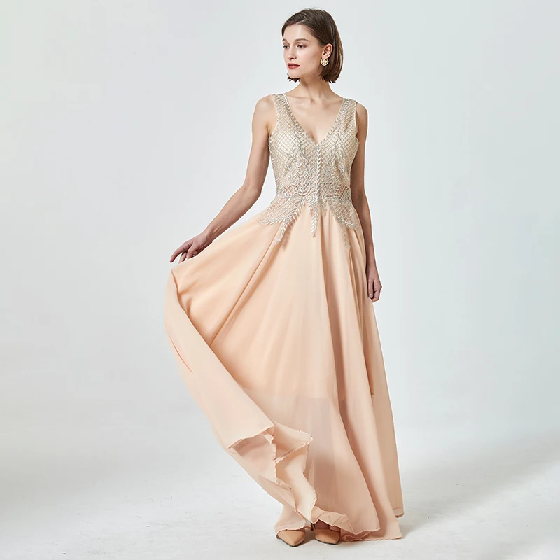 Женское вечернее платье с V-образным вырезом без рукавов аппликацией | Свадьбы и