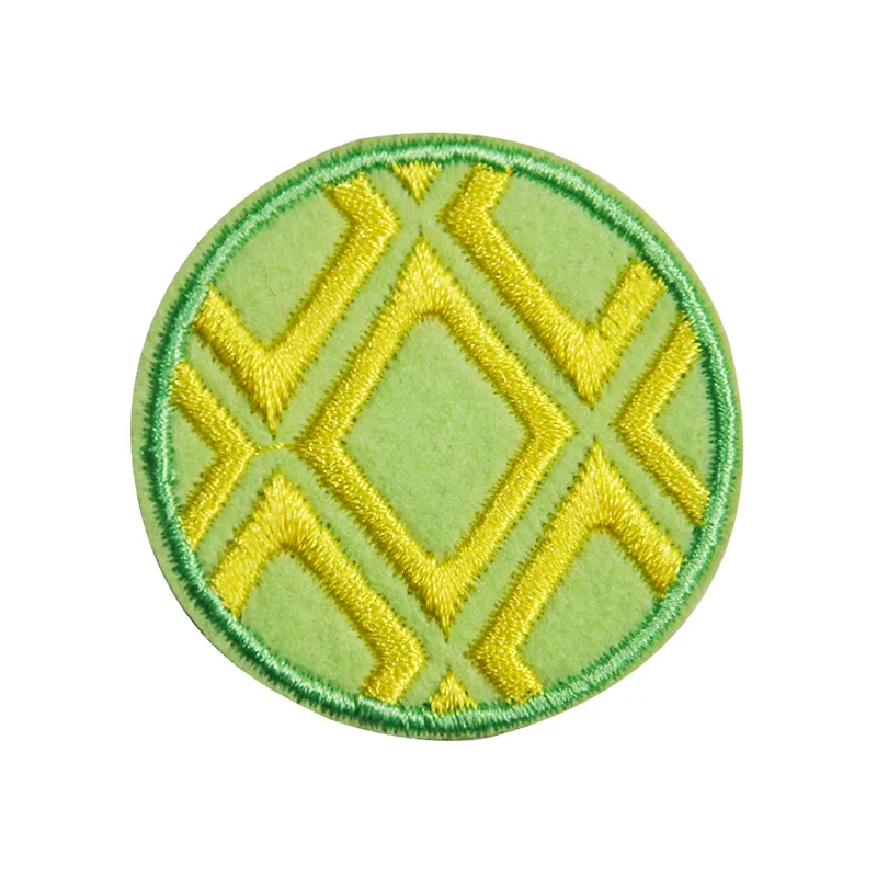 

Animals Round Tai Chi Flower Embroidered Patches Chinese Style Iron on Badges Yin and Yang Stickers on Clothing Decal Bag DIY