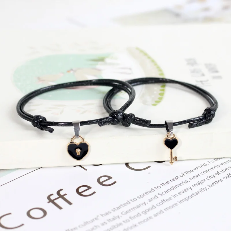 

2022 New hand bracelet Couple rope bracelet Simple Style decoration accessories key handmade love lock jewelry hand alloy