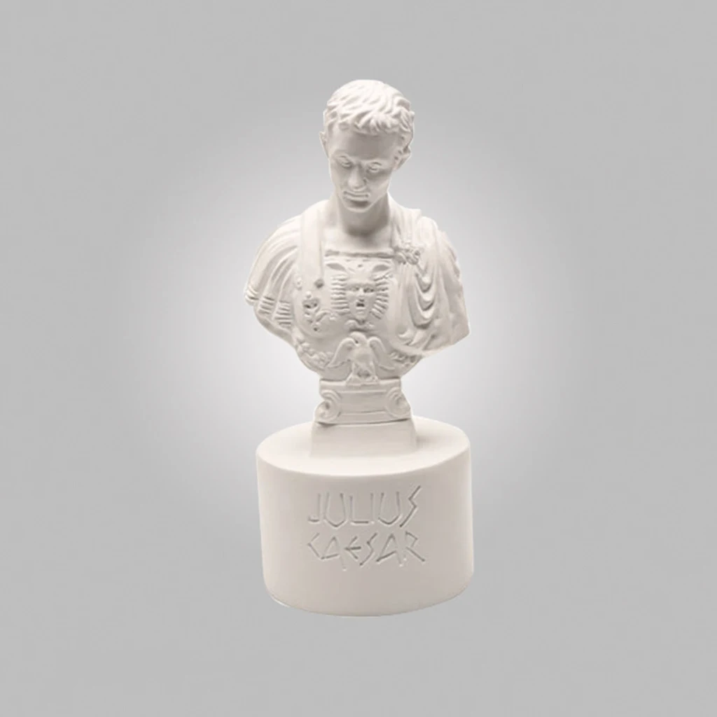 

Resin Julius Caesar Figurine Pen Holder Organizer Ornament Supplies Gift