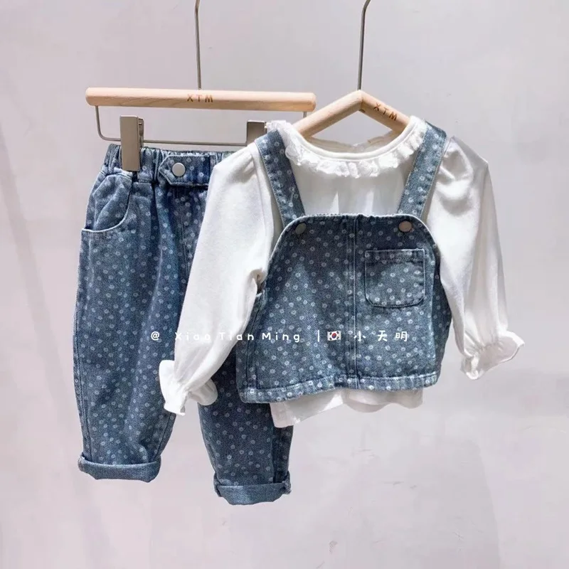 

Children's long sleeved children's T-shirt 2021 autumn girl baby flower denim suspender vest jeans three piece set