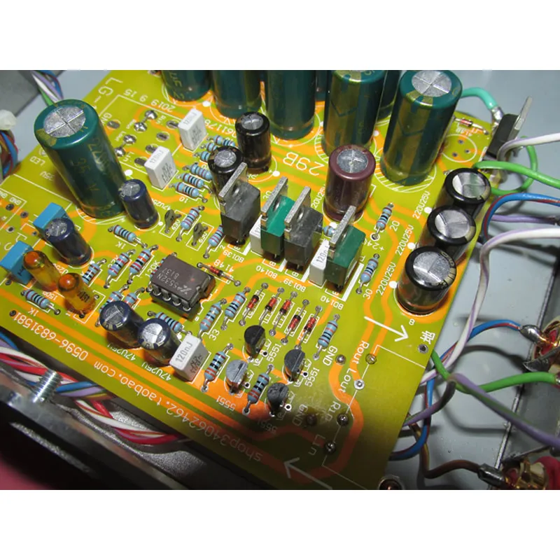 British Creek Audio OBH-11 усилитель для наушников линейный предусилитель двухцелевой