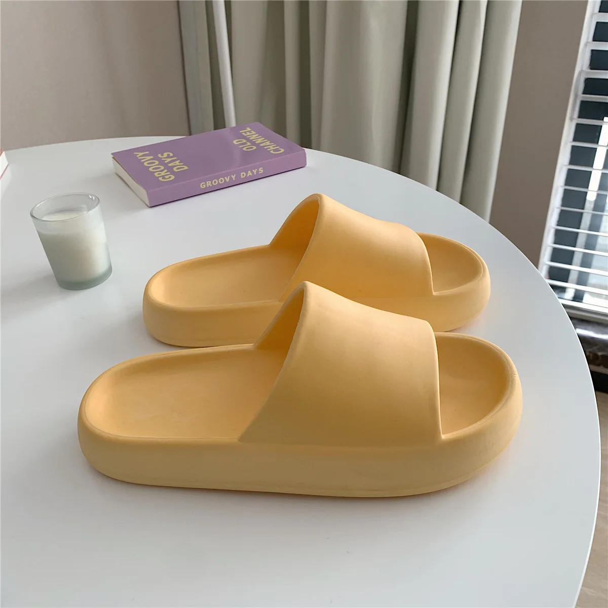 

Japanese New 2021 Summer Simple Sandals and Slippers Girls Indoor Home Pure Color Outer Wear Cool Thick-soled Slippers for Women