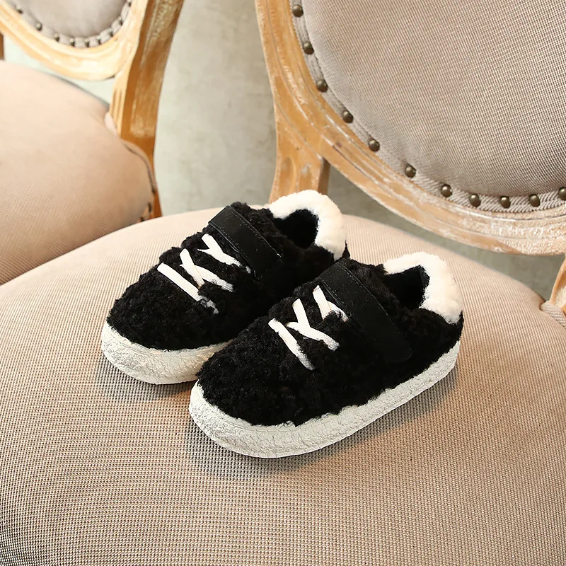 

2019 Winter Children Fur Shoes Little Girls Fur Sneaker Shallow Little Boys Brown Outdoor Shoes Kid Flat Shoes Plush Size 26-37
