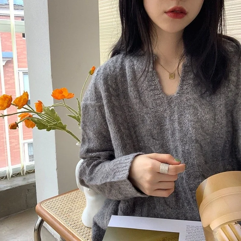 

Womens Pullovers Plus Size Loose Warm Solid Vintage V-neck Knitted Sweaters Female Casual Loose Streetwear Korean