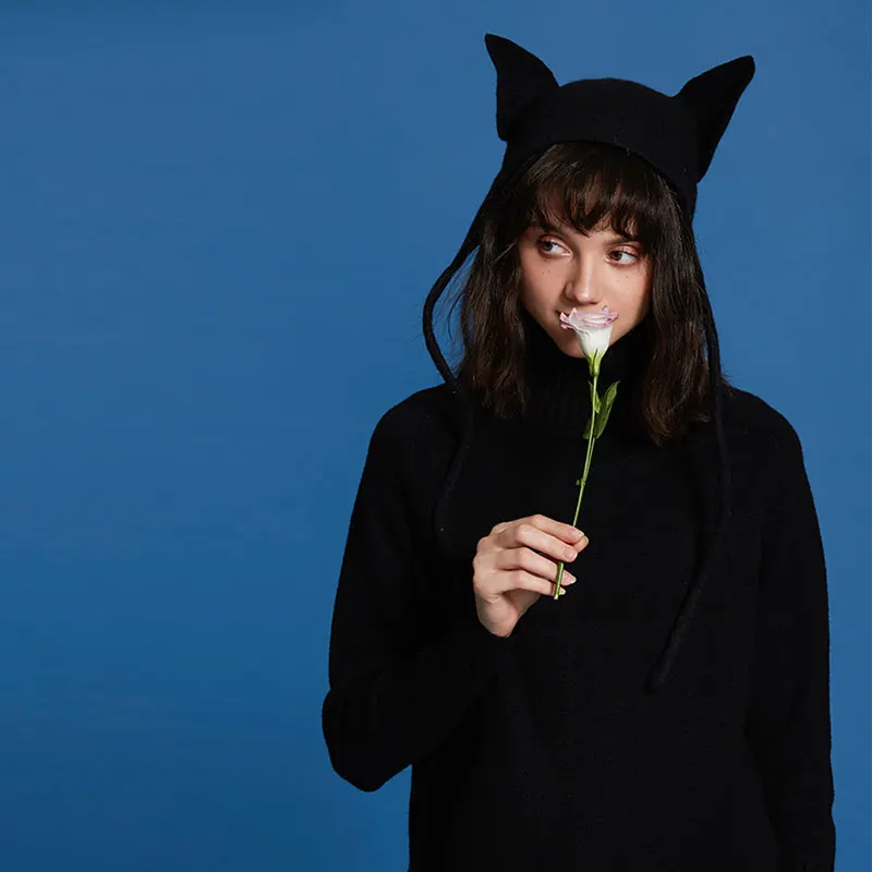 Женская шерстяная шапка ручной работы на осень и зиму с милыми кошачьими ушками