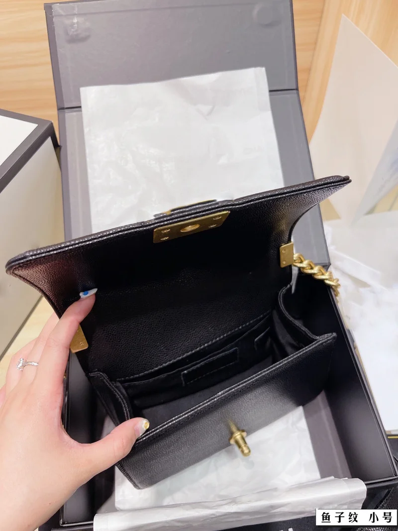

101802 01 Women's new Lingge classic spicy mom bag diagonal cross bag handbag