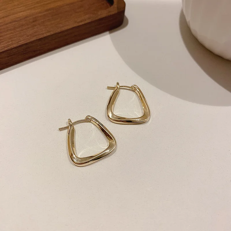 

Novel Hypoallergeni Geometric Circle Square U Shape CC Hoop Earrings S925 Post 14k Gold Plated for Women Gold Metal Jewellry