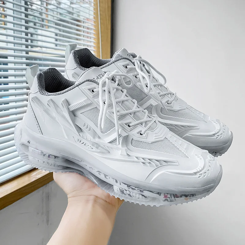 

Амортизирующие кроссовки из эластичной ткани, красного и черного цвета