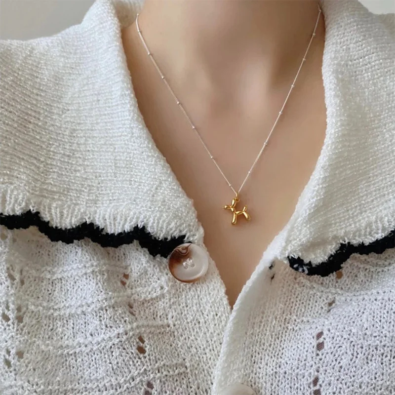 

Origin Summer French Vintage Gold Color Balloon Dog Pendant Necklace for Women Cute Funny Round Bead Metallic Necklace Jewelry