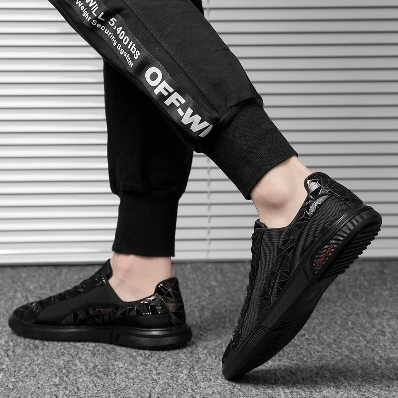 2019 Сезон весна-осень Брендовые мужские туфли черная дышащая Удобная