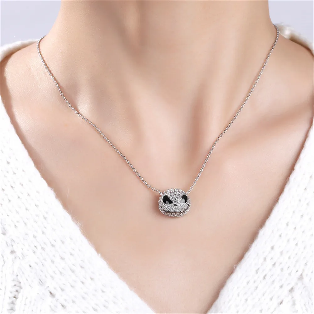 

Fashion Men Women Luxury Zircon Skull Demon Pendant Fashion Creative Necklace Geometric Party Jewelry Wholesale