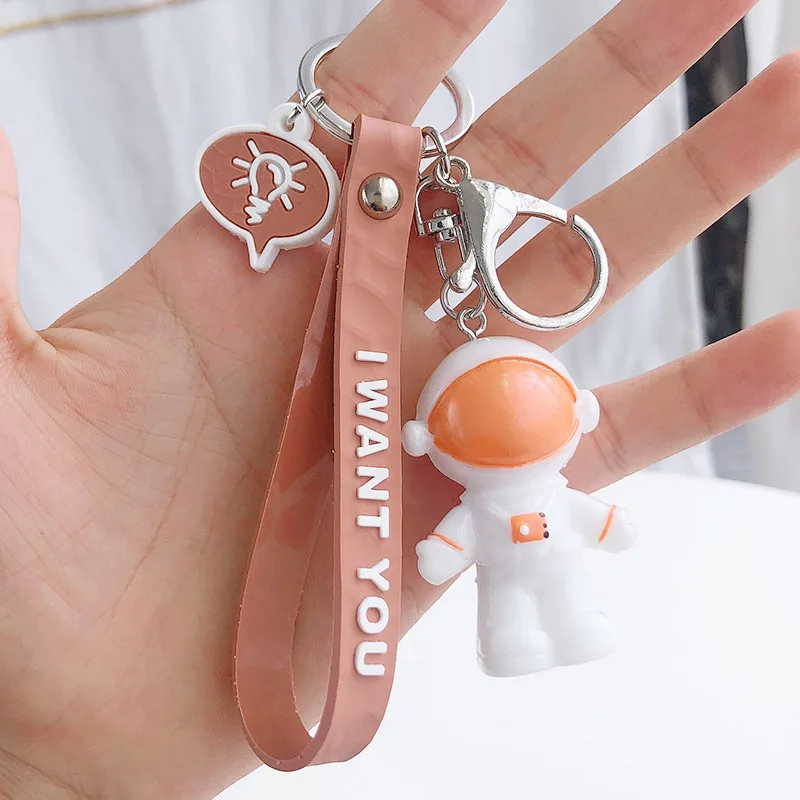 

2020 New 3d Astronaut Keychain Space Robot Spaceman Key Chain Silica Gel Chain Creative Car Keyring Pendant Gift