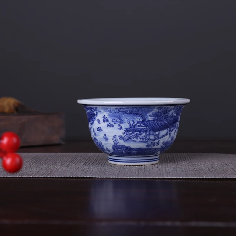 

Qing Dynasty Qianlong Porcelain Blue and White Qingming Shanghe Figure Tea Cup Antique Antique Ming and Qing Porcelain