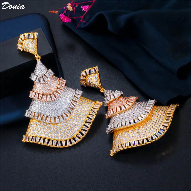 

Donia Jewelry Fashion European and American Middle East luxury tri-color copper micro-inlay AAA zircon earrings fan earrings