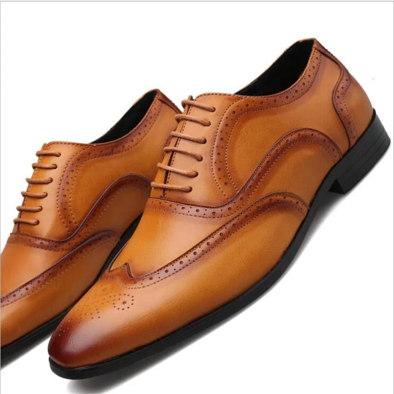 

2020 spring and autumn new men's plus size formal shoes, trendy fashion, wild Brock men's casual shoes