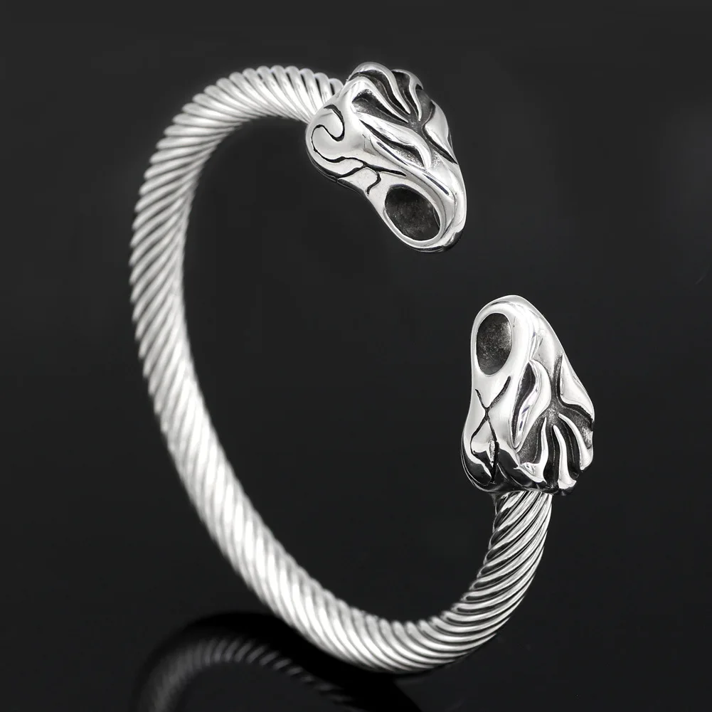 

European and American retro Viking titanium steel men's hand bracelet opening adjustable Nordic double-headed wolfhand hand ring