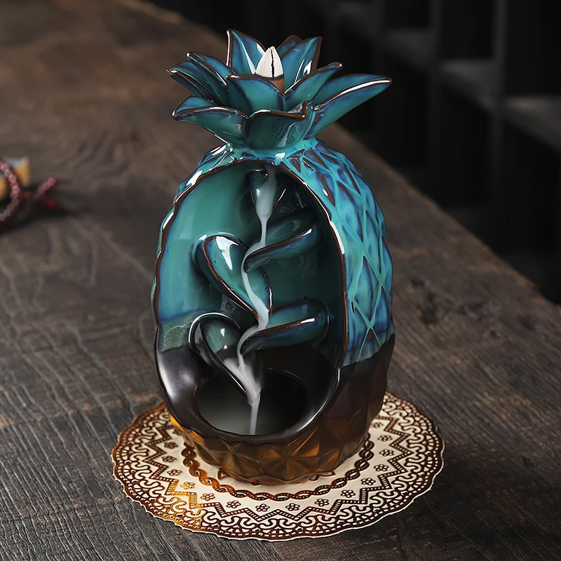 

Handmade Gift Home Decorations Creative Ceramics Pineapple Waterfall Backflow Incense Burner Indoor Aromatherapy Candlestick