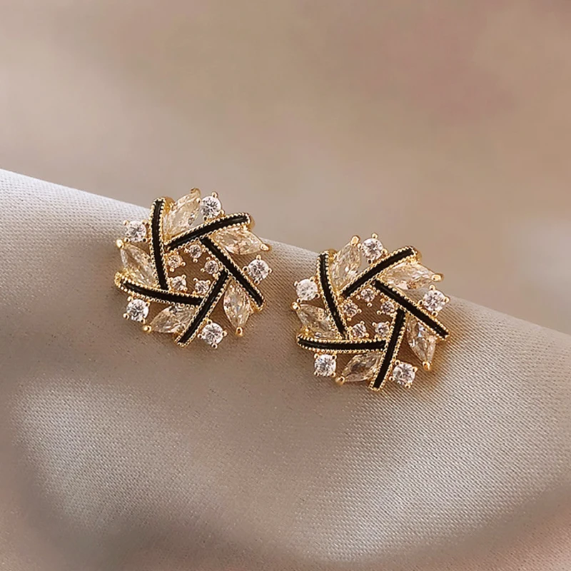 

Trendy Geometry Shiny AAA Zircon Stud Earrings for Women Designer Creativity Luxury Jewelry High Quality S925 Needle Banquet