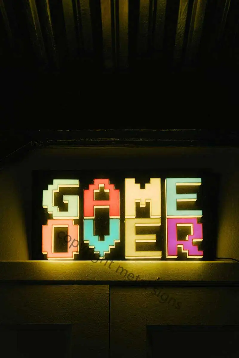 

Неоновая винтажная металлическая вывеска Game Over Neon, жестяные таблички, Настенный декор, неоновая вывеска в стиле ретро для кафе, паба, дома, к...