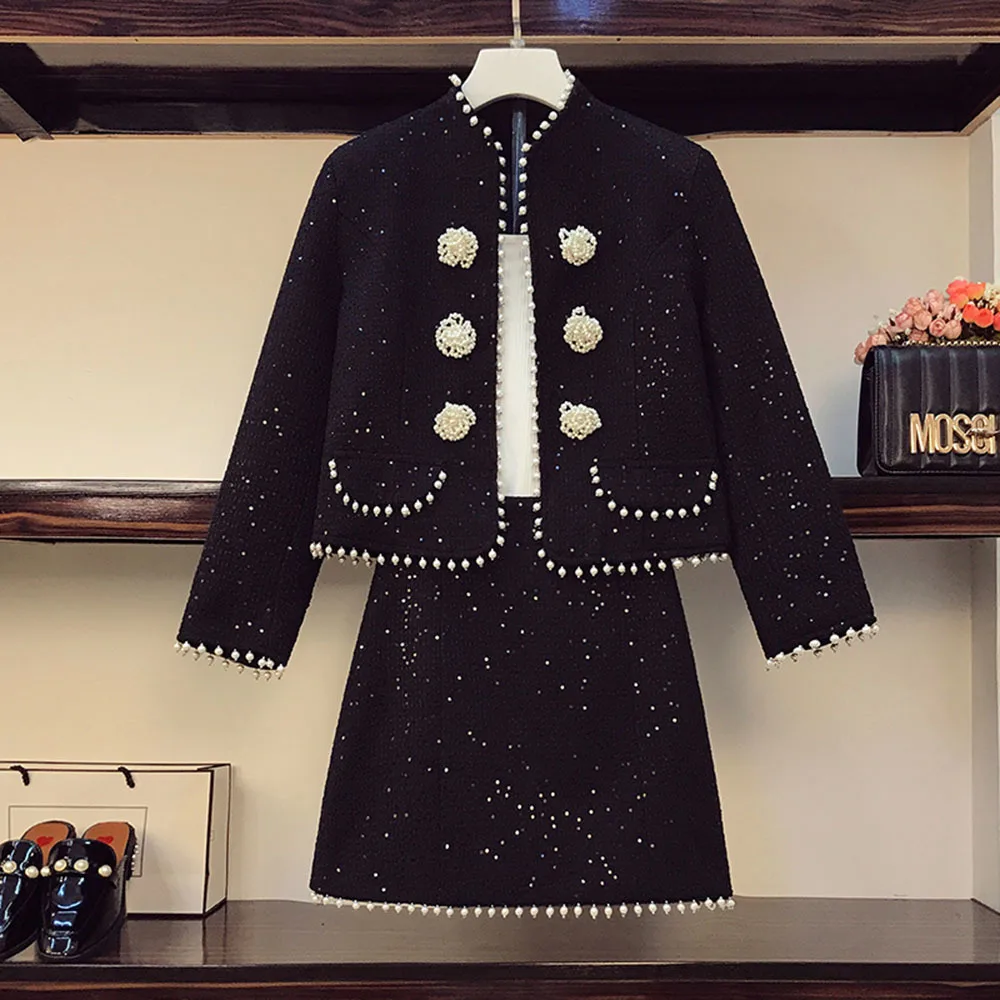 

Женский твидовый комплект из двух предметов, черная короткая шерстяная куртка с бусинами и жемчужинами и мини-юбка, осенне-зимний комплект ...