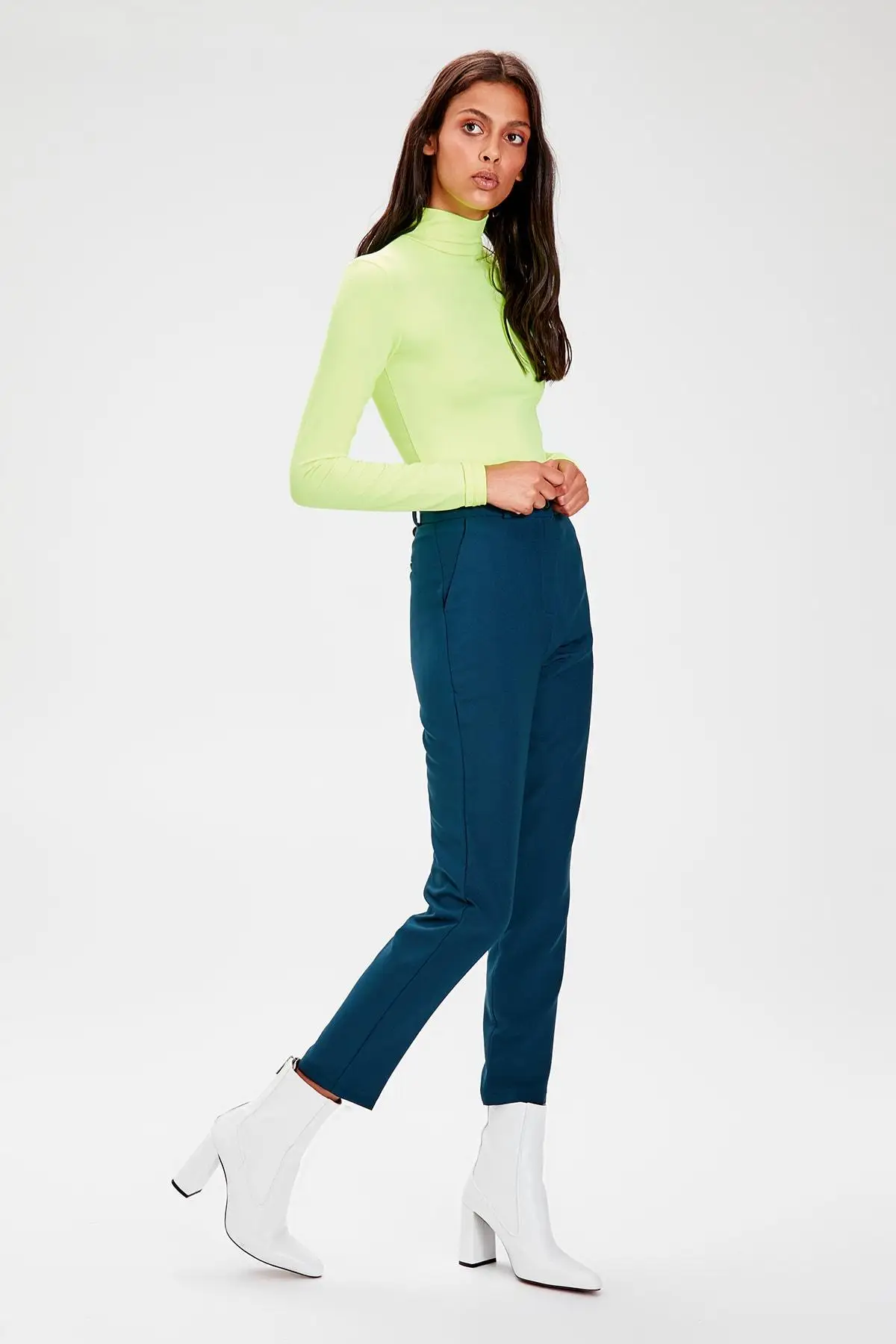 Trendyol изумрудно-зеленые базовые брюки TWOSS19ST0038