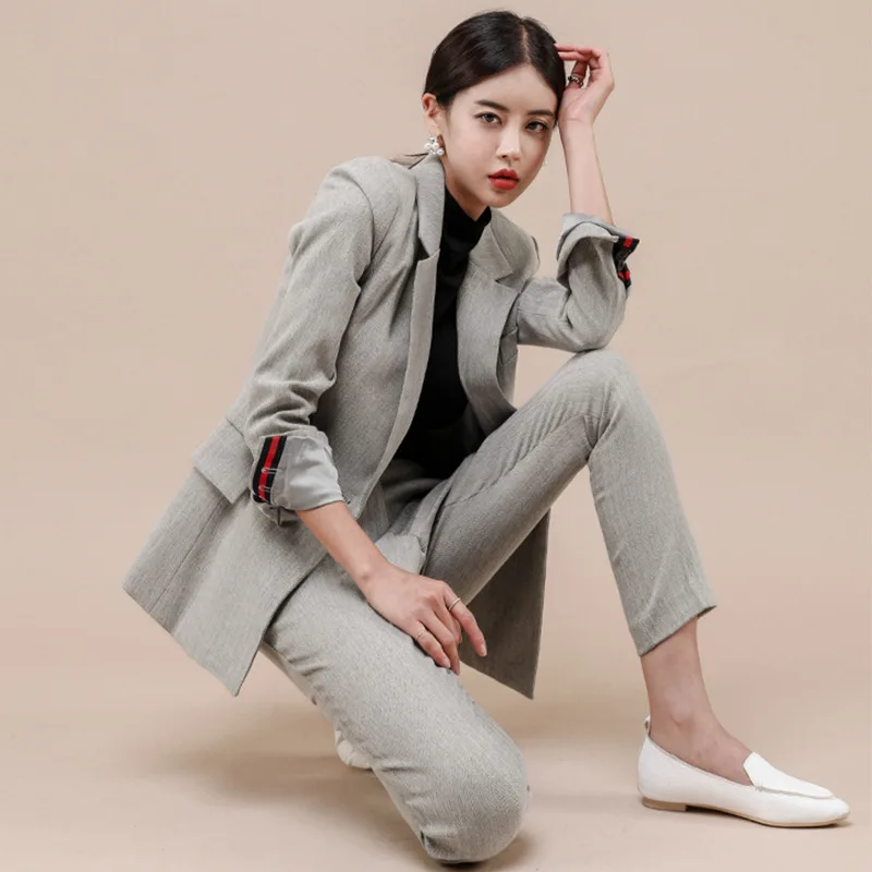 Женский офисный костюм из двух предметов элегантный пиджак в полоску с