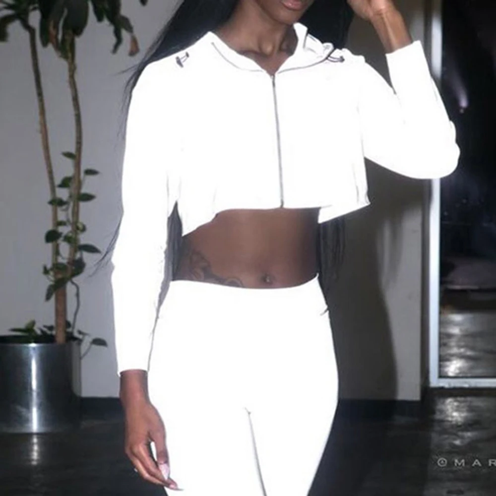 Женская короткая куртка с капюшоном светоотражающая повседневная осенняя 2020 |