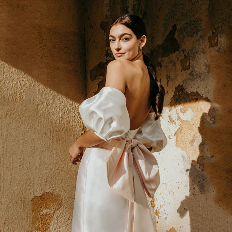 

Eightree 2021 Boho Simple Wedding Dress Ivory Strapless Bridal Gown Short Sleeve Split Backless Bridal Gown Short Dress With Bow