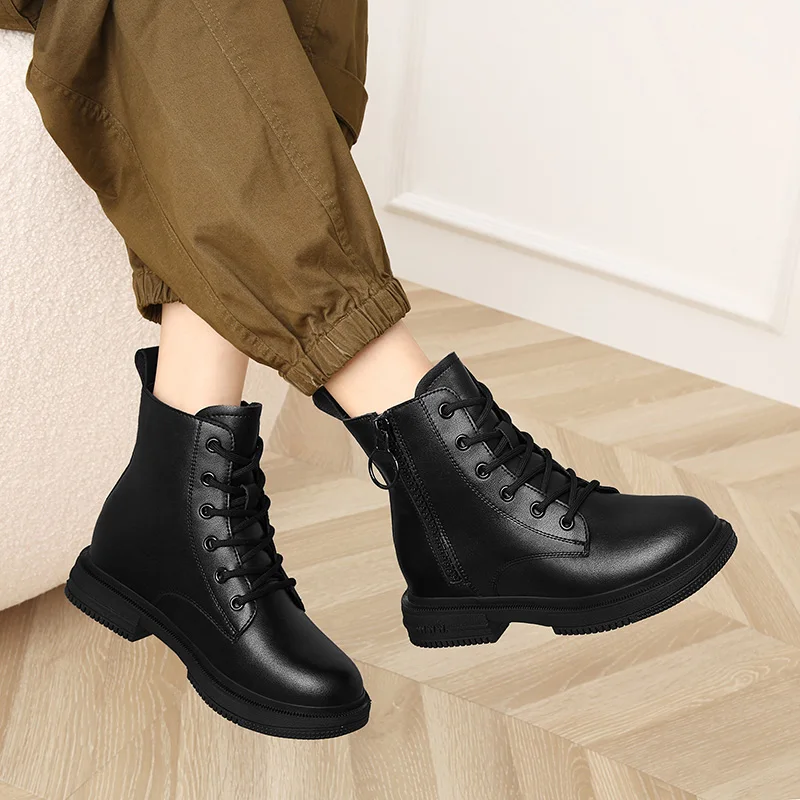 

Genuine Leather Outudoor Boots Women 2022 British Style Fashion All-Match Motorcycle Boots Ladies White Female Autumn nude Boots