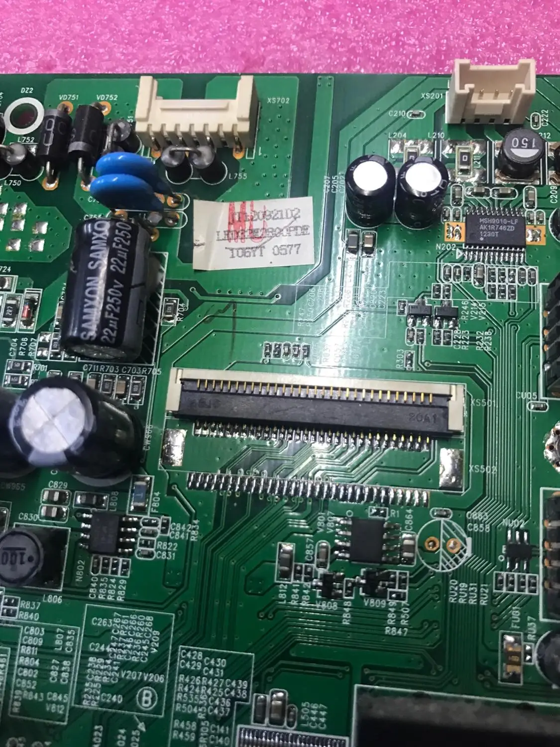 

Original LED32M2800PDE motherboard 35017279 with screen 72000106YT tested well