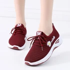 Женские уютные кроссовки для бега, летние модные Нескользящие женские лоферы, сетчатые кроссовки для фитнеса, прогулочная обувь с вулканизированной подошвой