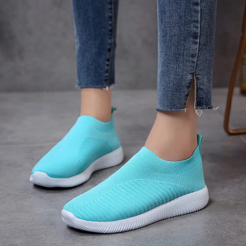 

Ladies Running Sport Shoes Women Casual Shoes Mesh Breathable Walking Flat Footwear Women White Red Sneakers Women Tenis Shoes