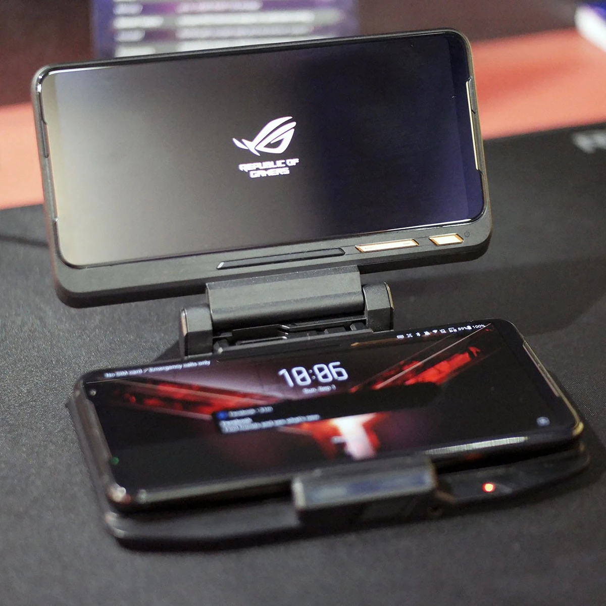 Оригинальный расширительный держатель TwinView Dock II для ASUS ROG 2 ZS600KL мобильный телефон