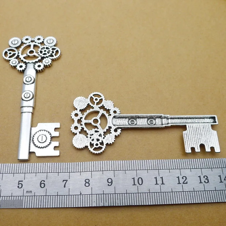 

Ly360 32*72mm 7.6G Alloy Key Antique Silver Vintage Jewelry Accessories DIY charm Pendant ornament 15Pcs/bag