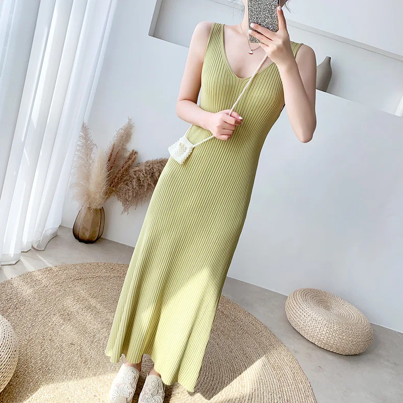 

2021 New Ice Silk Knitted Suspender Spring and Autumn Thin Inner Match Mid-Length Sleeveless Vest Woman Dress