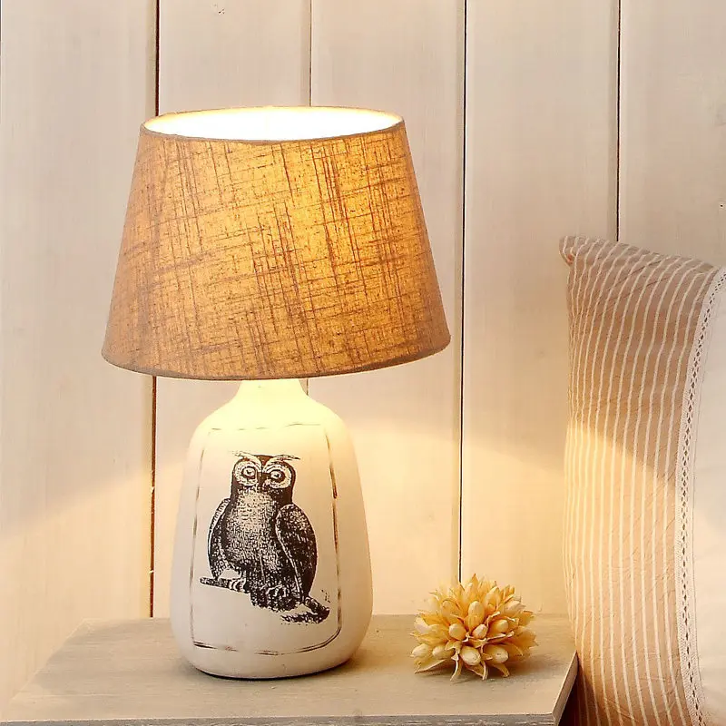 Скандинавские Современные Простые Красочные настольные лампы для гостиной