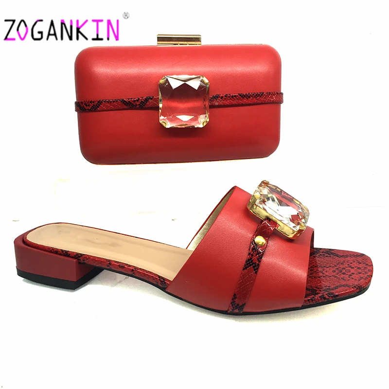 2019 г. Высококачественный дизайнерский комплект из обуви и сумки Pu искусственной