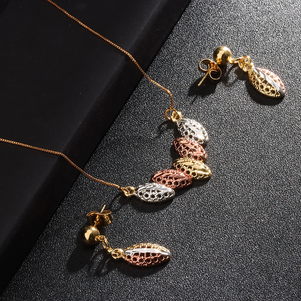 

Rose Gold Plated Jewelry Set Women's Fashion Unusual Pendant Necklace and Earrings Korean Girls Birthday Fine Jewellery Set Gift