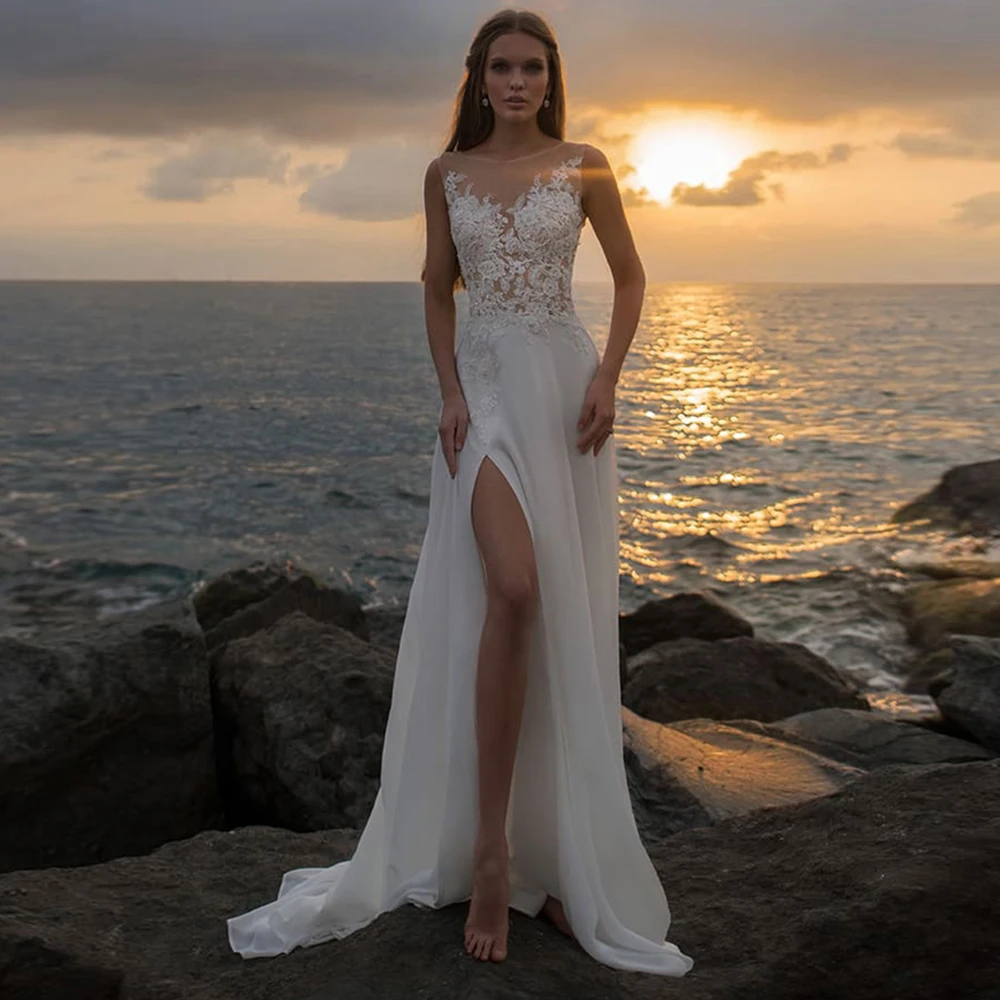 

Charming A-Line Wedding Dress O-Neck Sleeveless Side Slit Button Applique Sweep Train Bridal Gowns 2021 Vestido De Noiva