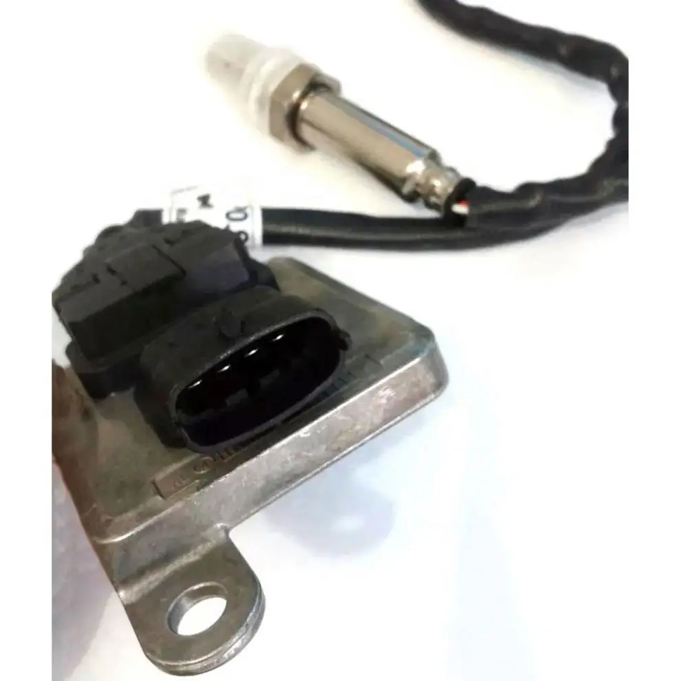 

12V Flat Four Needles Nitrogen Oxide Sensor 5WK9 6674A 2894939 5WK96674A