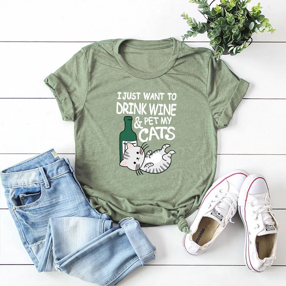 

I Just Want To Drink Wine Pet My Cats Print Women's Cotton T-shirt Cute Cat Graphic Tees Casual Summer Oversized Female T-shirts
