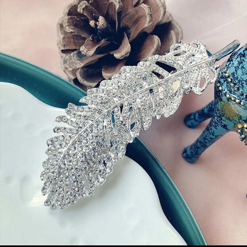 

Scissors Shape Crystal Headwear Geometric Barrettes 6Pcs/Set Rhinestone Hair Clips Sweet Leaves Feather Big Pearl Hairpins