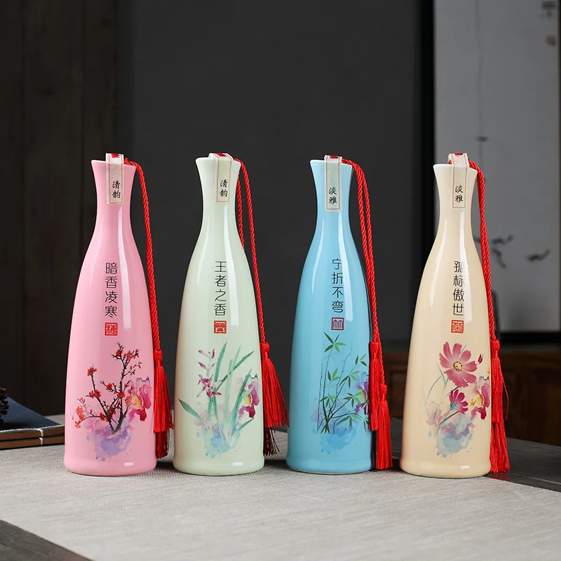 

Jingdezhen Ceramic Small Wine Bottle 1 Kg Vintage Flasks for Liquor Thirst Engraved Gift Set Sake Bottle Hydro Flask FF70W