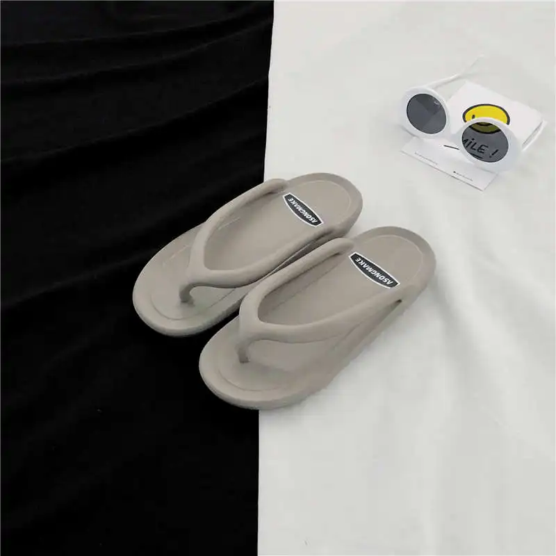 

Jogging Rubber Sandals Rubber Hard-Wearing Mens Shoes Sneacker Mens Slides Airmattress Shark Slippers Hardloop Schoenen Tennis