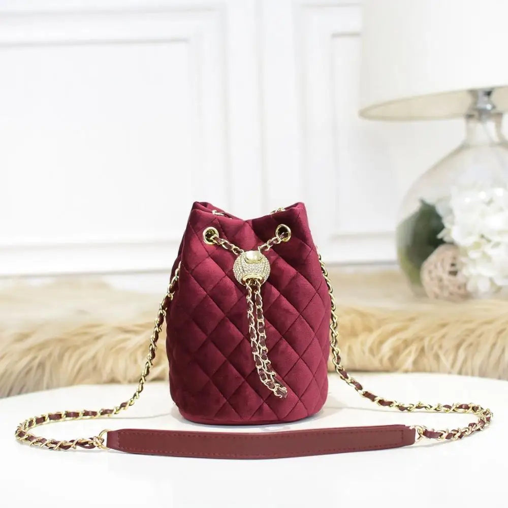 

free shipping 2020 the new style fashion and classic diamond lattice mini cute women one shoulder bag crossbody bag 2 color 19cm