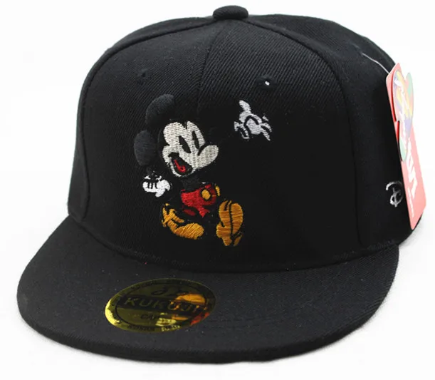 Бейсболка с изображением героев мультфильма Микки и Минни Маус Детская кепка