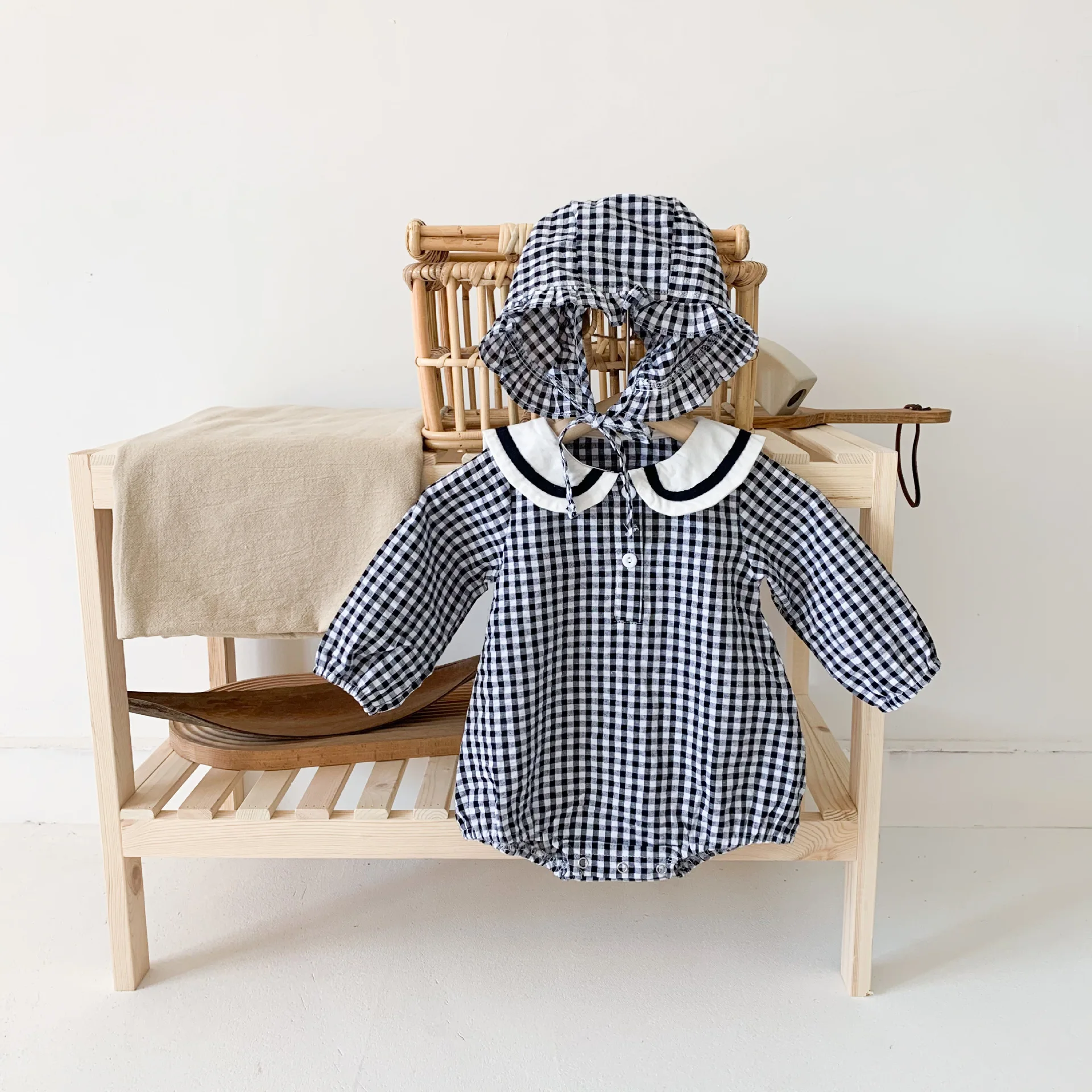 

Демисезонные детские комбинезоны в клетку, с длинным рукавом и круглым воротником