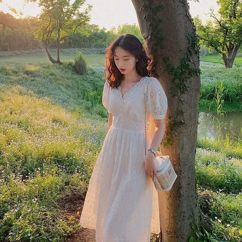 

Elegant Basic Mini Dresses 2021 Female Party Kawaii Korean Style Summer Dress Women Casual Puff Sleeve Beach Lace Vintage Dress