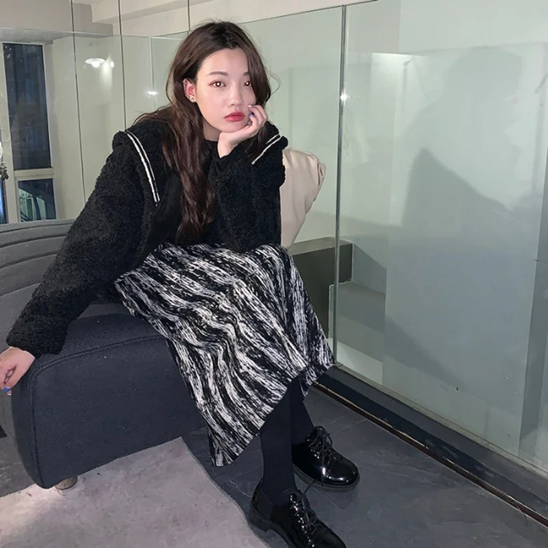 

2020 Autumn Winter New Women's Retro Striped Woolen Skirt High Waist Split A-line Skirt Mid-length Skirt UK925